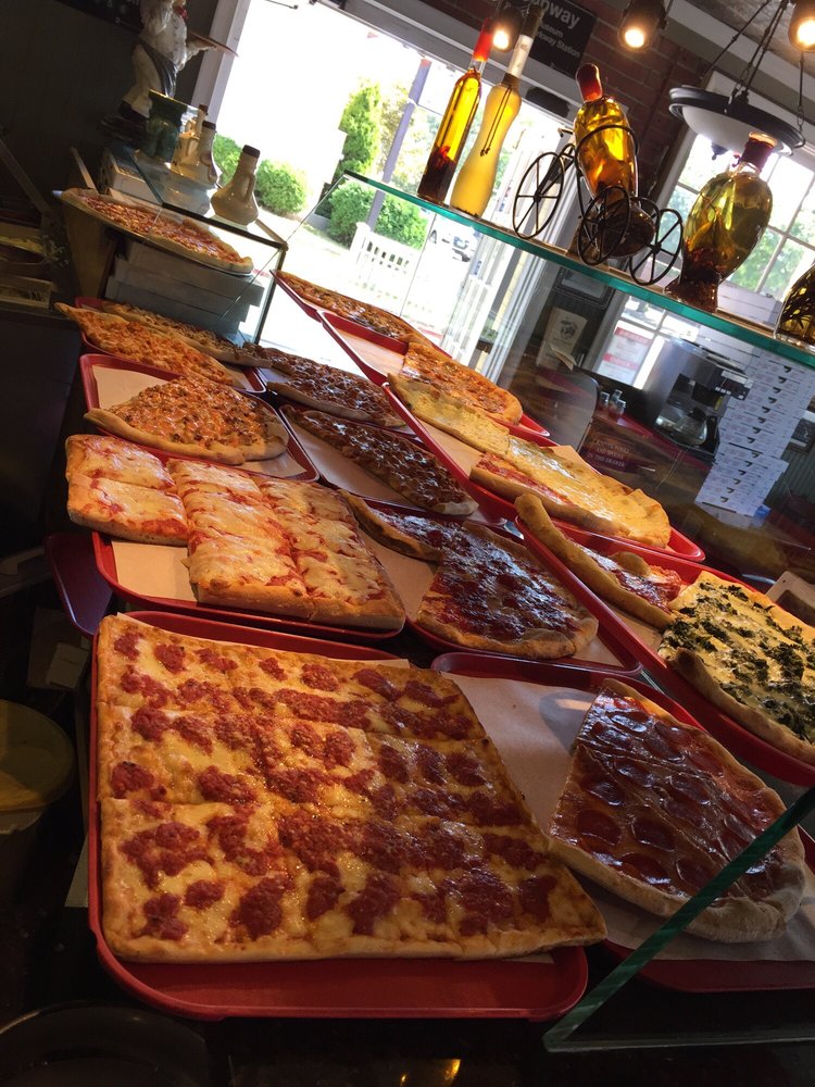 Joes Pizzeria (Huntington Station) | 881 E Jericho Turnpike, Huntington Station, NY 11746 | Phone: (631) 271-5159