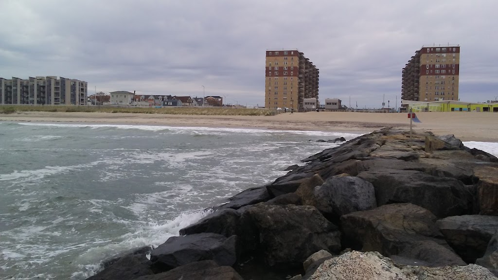 Rockaway Beach Park | 8601 Shore Front Pkwy, Far Rockaway, NY 11693 | Phone: (718) 318-4000