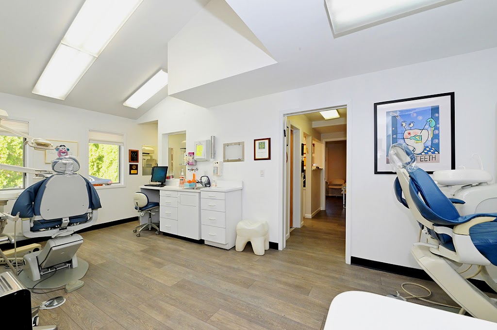 Danoff Orthodontics | 4 Vista Dr, Great Neck, NY 11021 | Phone: (516) 773-4133