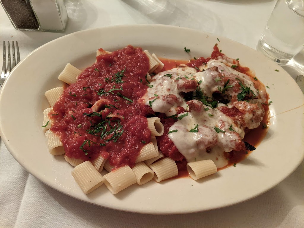 Augies Trattoria | 112 La Roche Ave, Harrington Park, NJ 07640 | Phone: (201) 660-7865