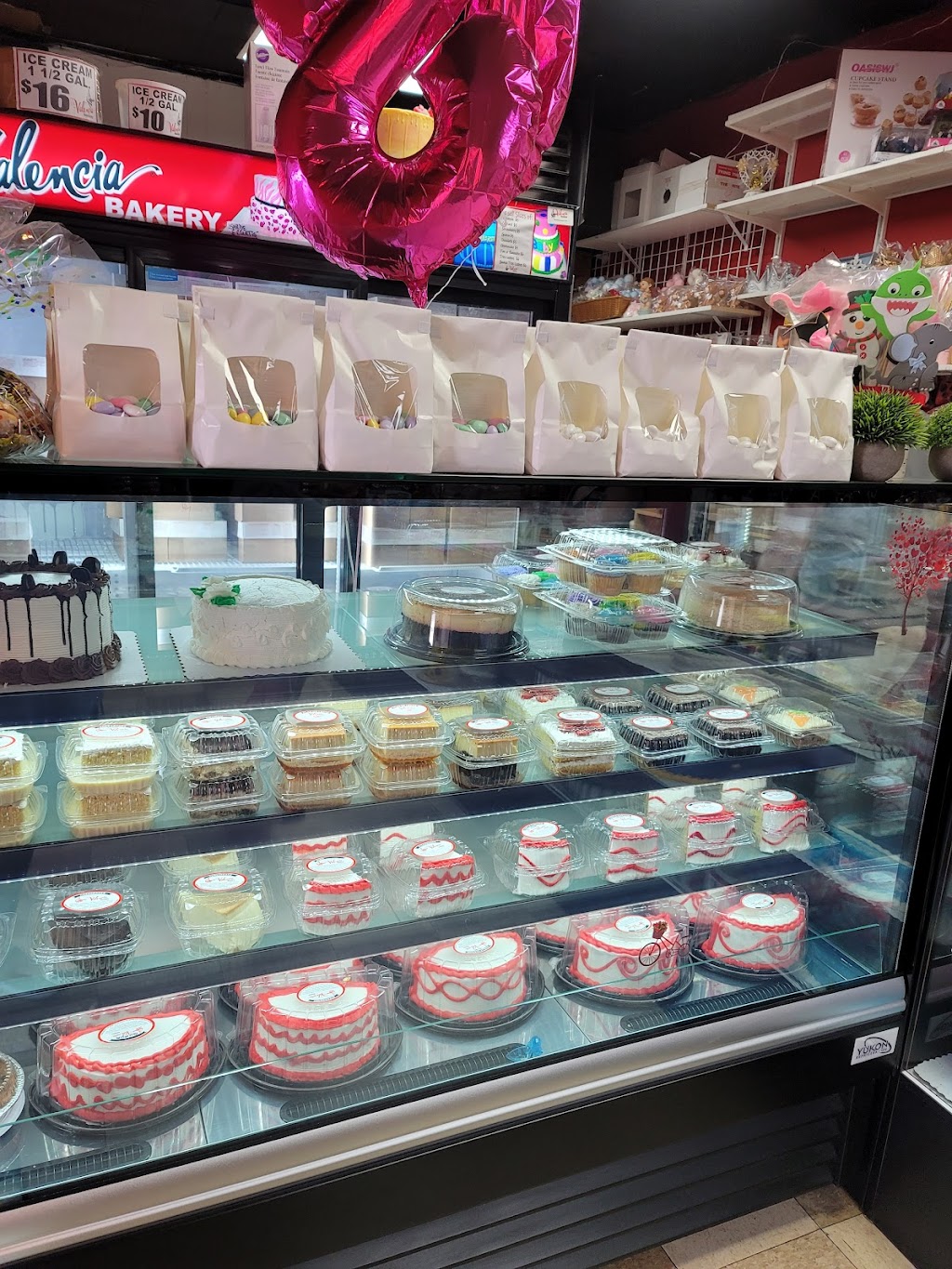 Valencia Bakery | 801 Edgewater Rd, Bronx, NY 10474 | Phone: (718) 991-6400