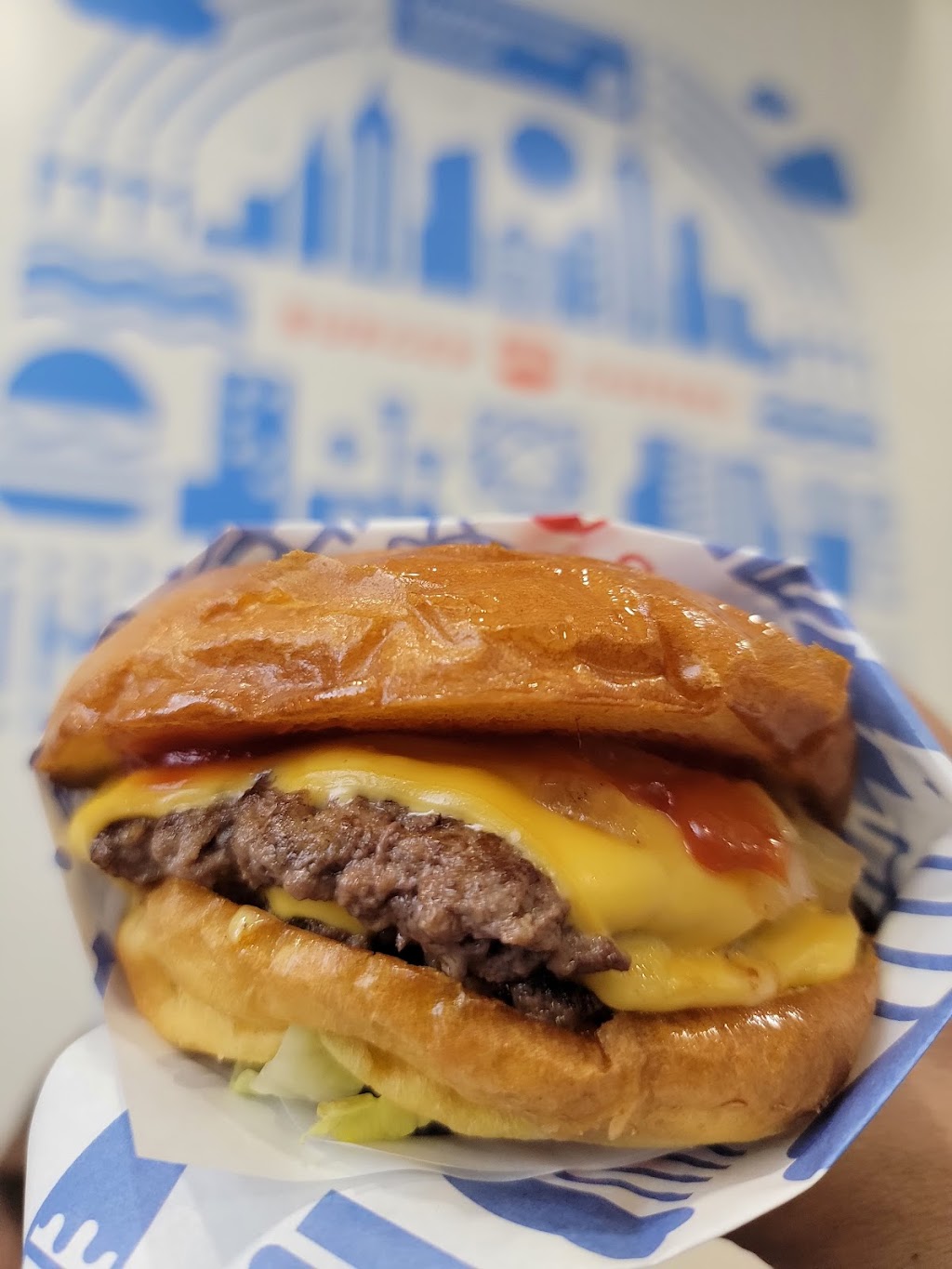 Burger Queens | 96-19 23rd Ave, Queens, NY 11369 | Phone: (718) 433-9164