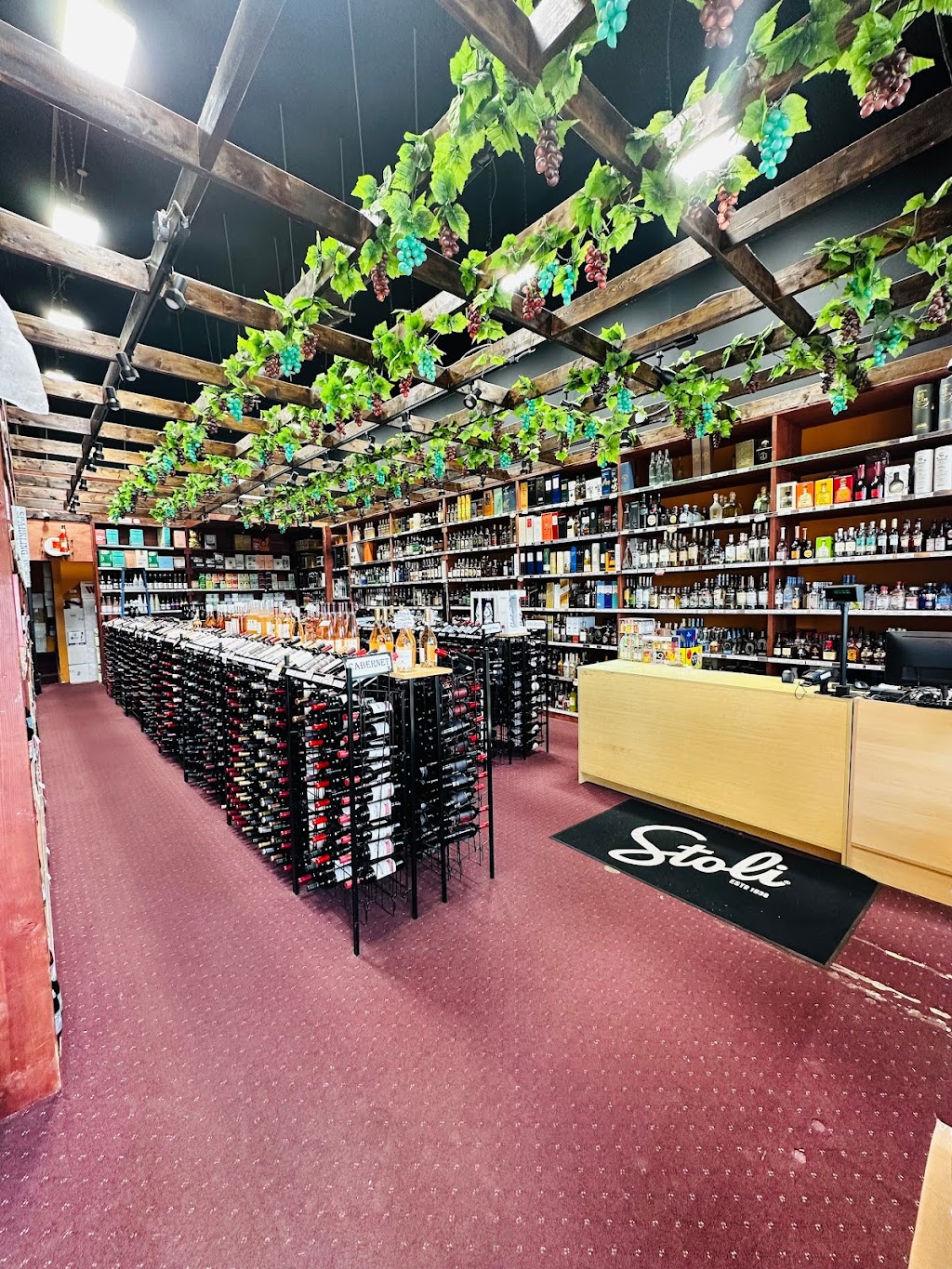 Woodbury Wine Market | 8285 Jericho Turnpike, Woodbury, NY 11797 | Phone: (516) 224-4760