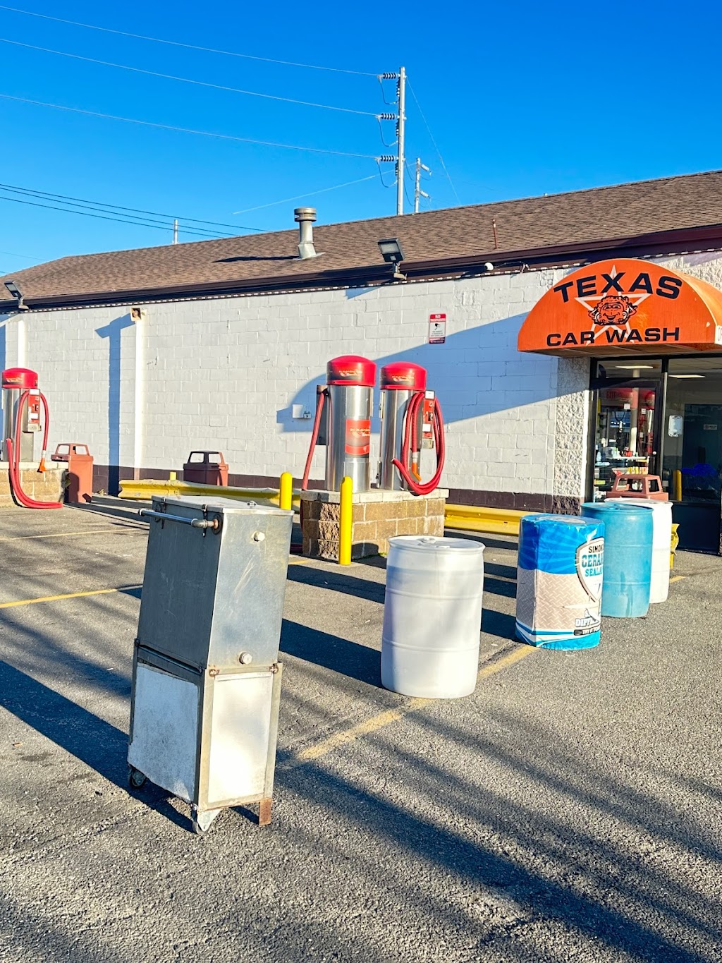 Texas Car Wash | 15 Texas Ave, Island Park, NY 11558 | Phone: (516) 889-0497