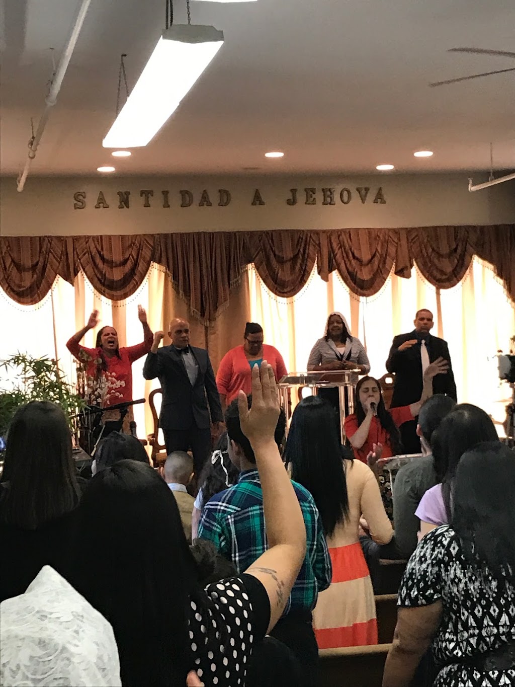 Iglesia Remanso De Paz | 1159 Southern Blvd, Bronx, NY 10459 | Phone: (718) 328-8828