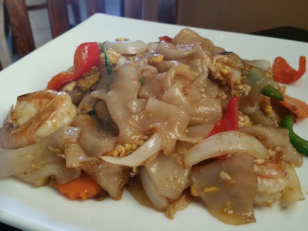 Sopah Thai Kitchen | 11 Cedar Swamp Rd, Glen Cove, NY 11542 | Phone: (516) 945-3688