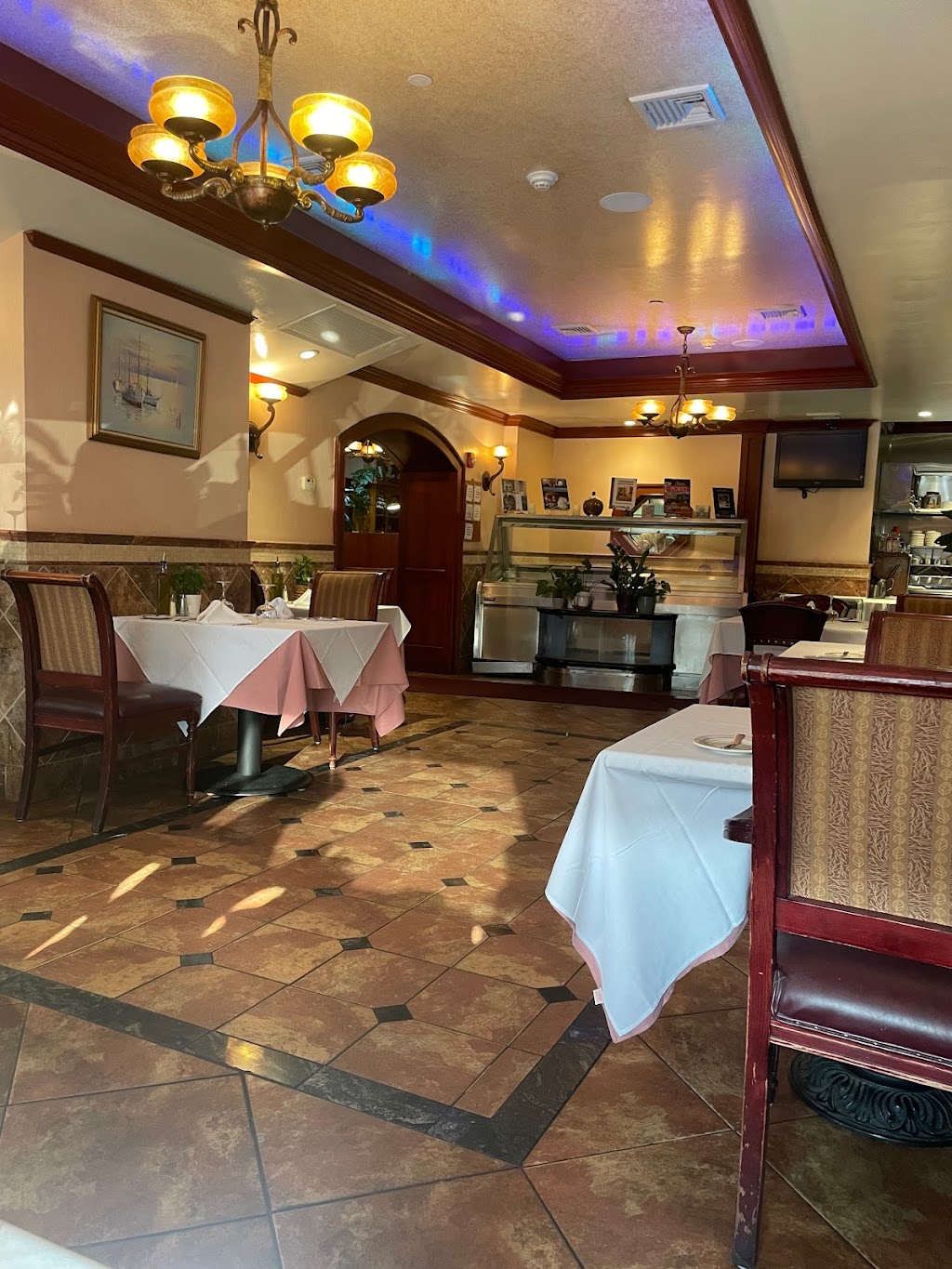 Aquario Restaurant | 141 Lake St, Harrison, NY 10604 | Phone: (914) 287-0220