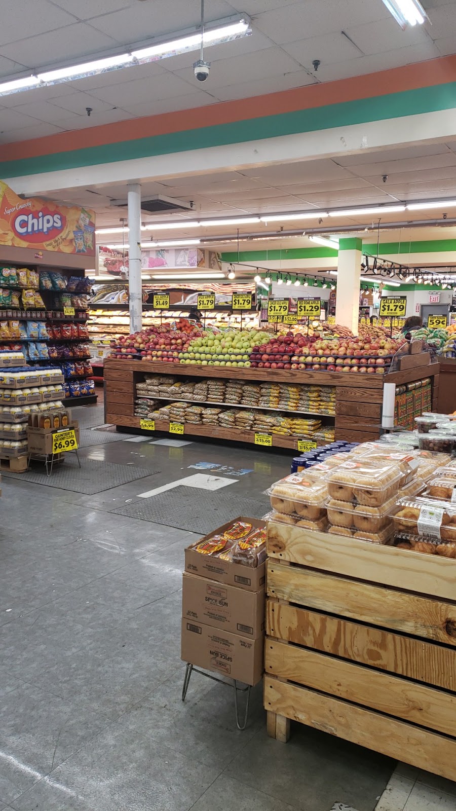 Food World Supermarket | 935 E 107th St, Brooklyn, NY 11236 | Phone: (718) 566-2999