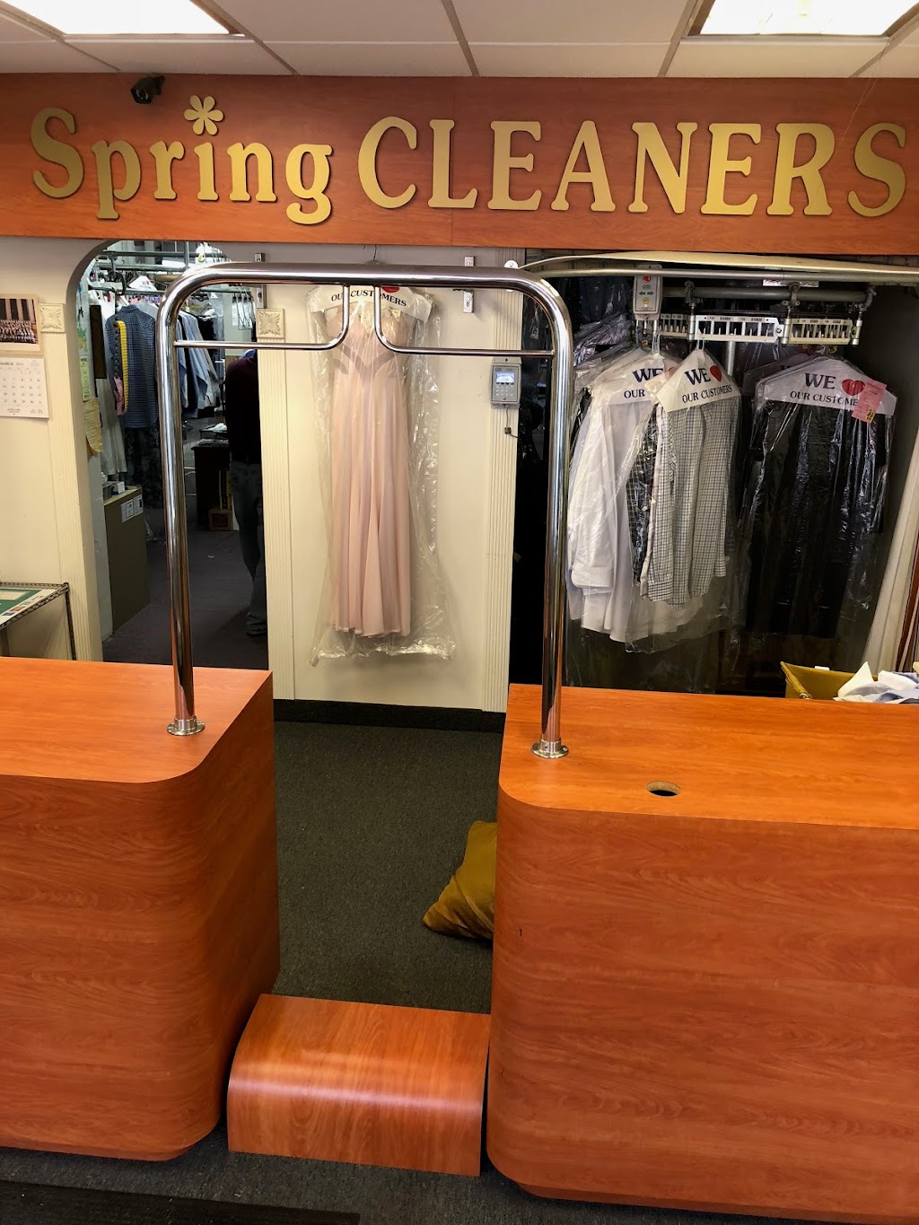 Spring Cleaners & Tailors | 390 Port Washington Blvd, Port Washington, NY 11050 | Phone: (516) 767-8095