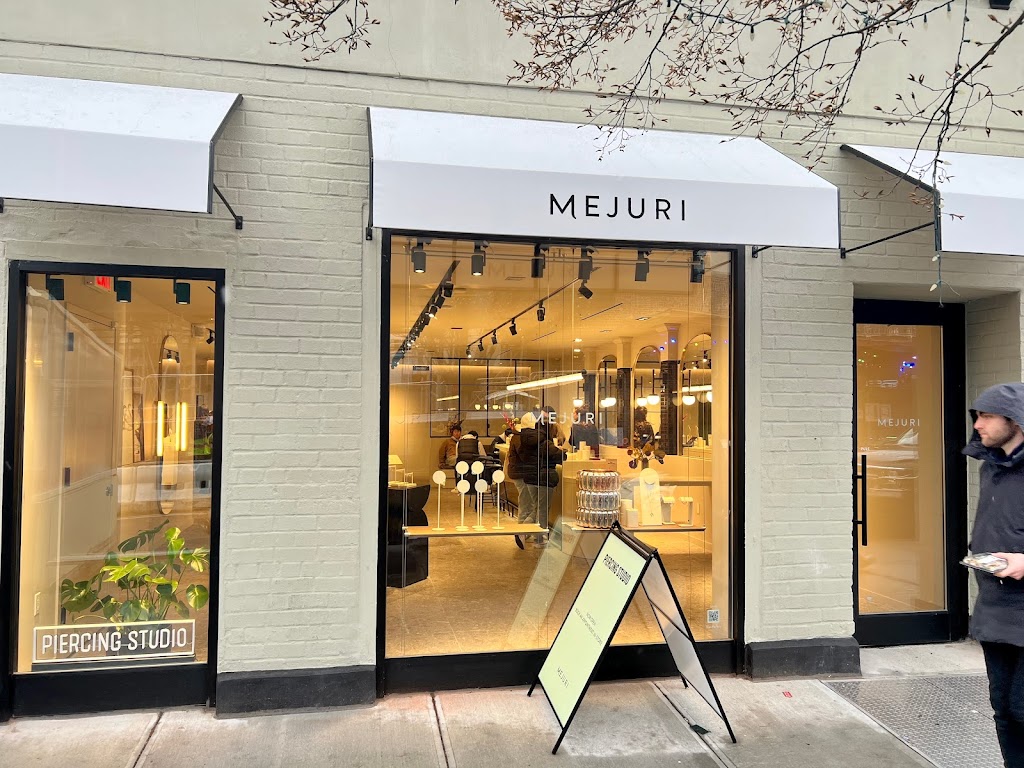 Mejuri | 107 N 6th St, Brooklyn, NY 11249 | Phone: (718) 691-8913