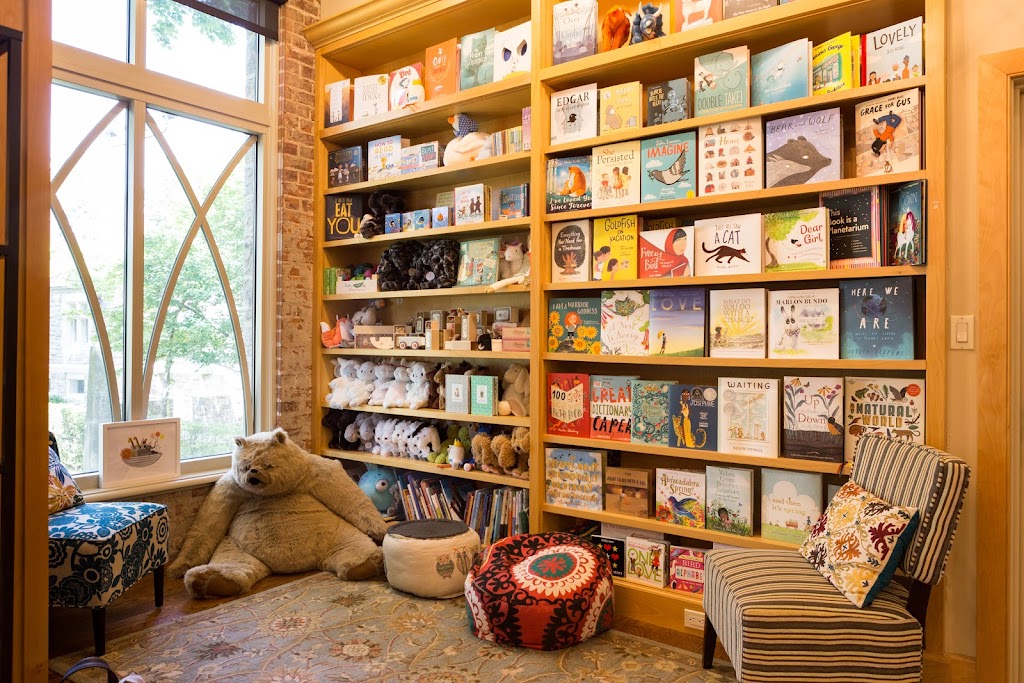 Dogwood Books & Gifts | 254 E Putnam Ave, Greenwich, CT 06830 | Phone: (203) 869-9030