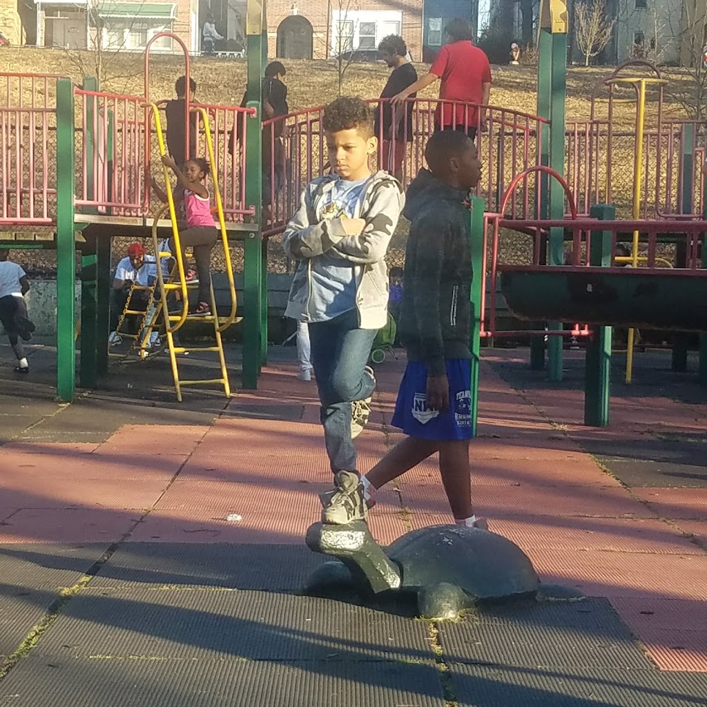 Shoelace Park | East 233rd St. &, Bronx River Pkwy, Bronx, NY 10467 | Phone: (718) 430-4665