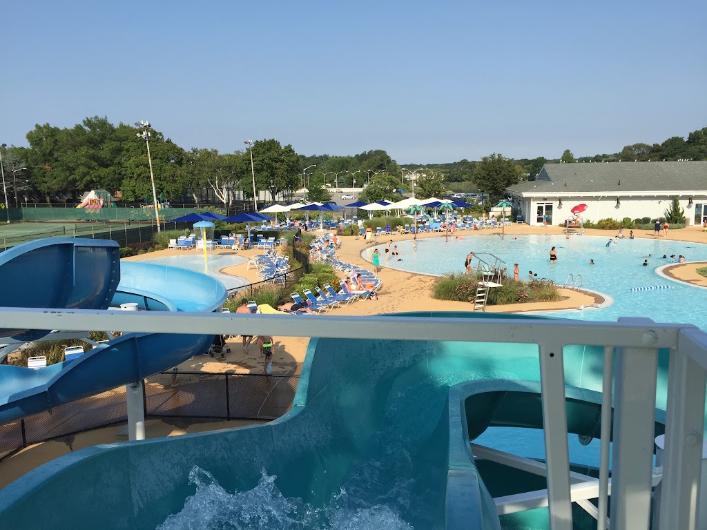 Manorhaven Beach Park & Pool | Manorhaven Blvd, Port Washington, NY 11050 | Phone: (516) 767-4618