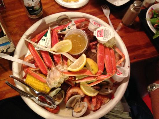 Tobay Seafood Shack | Tobay Beach Access Path, Massapequa, NY 11758 | Phone: (516) 826-1610