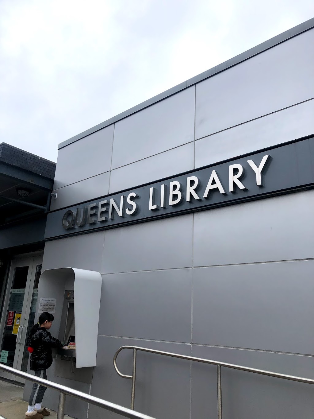 Queens Public Library at Fresh Meadows | 193-20 Horace Harding Expy, Fresh Meadows, NY 11365 | Phone: (718) 454-7272