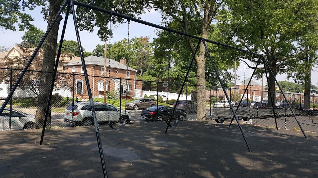 Judge Moses Weinstein Playground | 141-33 Union Tnpk, Flushing, NY 11367 | Phone: (212) 639-9675