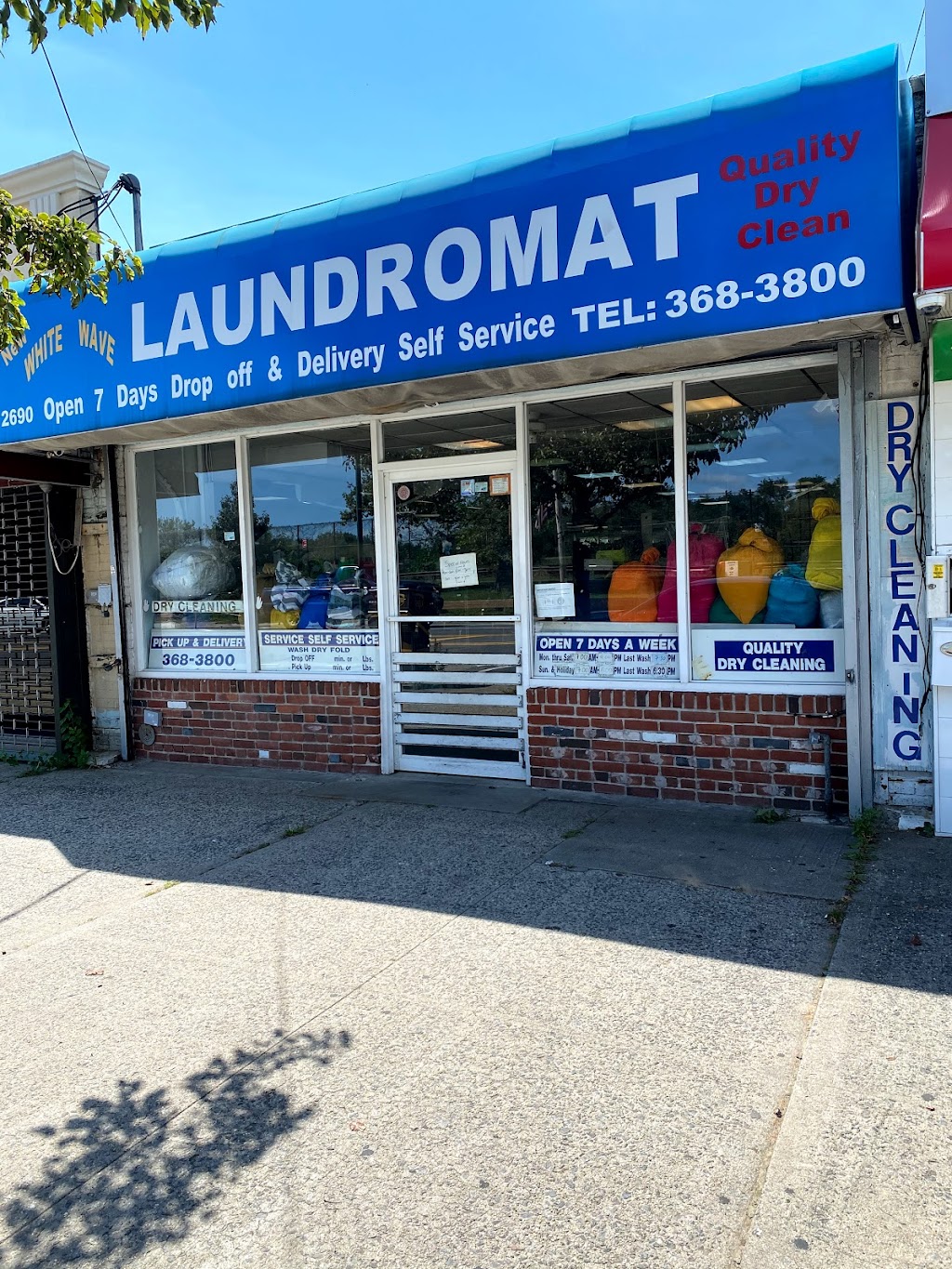 New White Wave Laundromat | 2690 Gerritsen Ave, Brooklyn, NY 11229 | Phone: (718) 368-3800