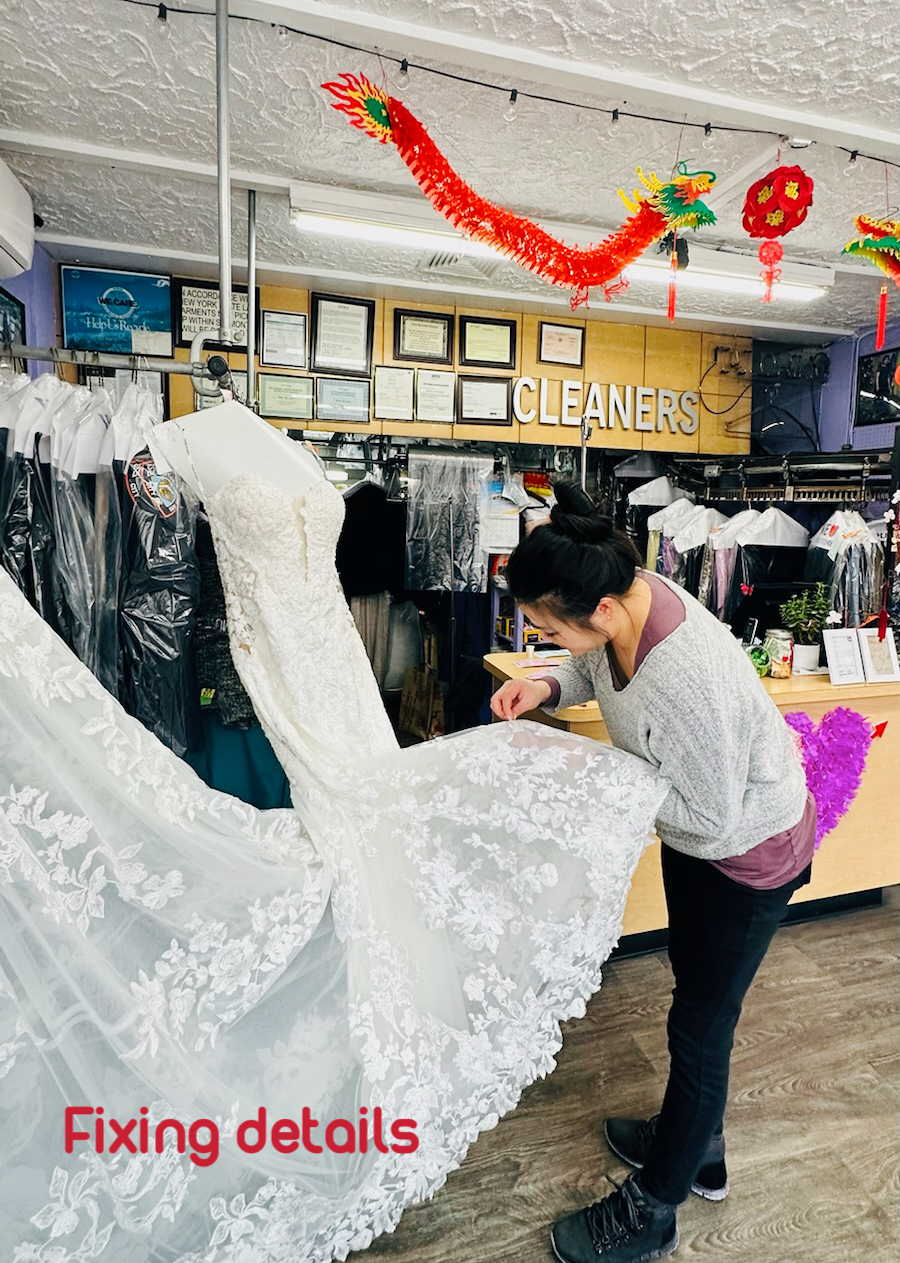 Graceful Dry Cleaner & tailor | 4416 48th Ave, Queens, NY 11377 | Phone: (718) 784-7289