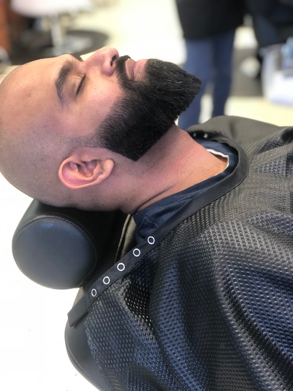 Deluxe Cuts Barbershop | 196 E Meadow Ave, East Meadow, NY 11554 | Phone: (516) 506-7570