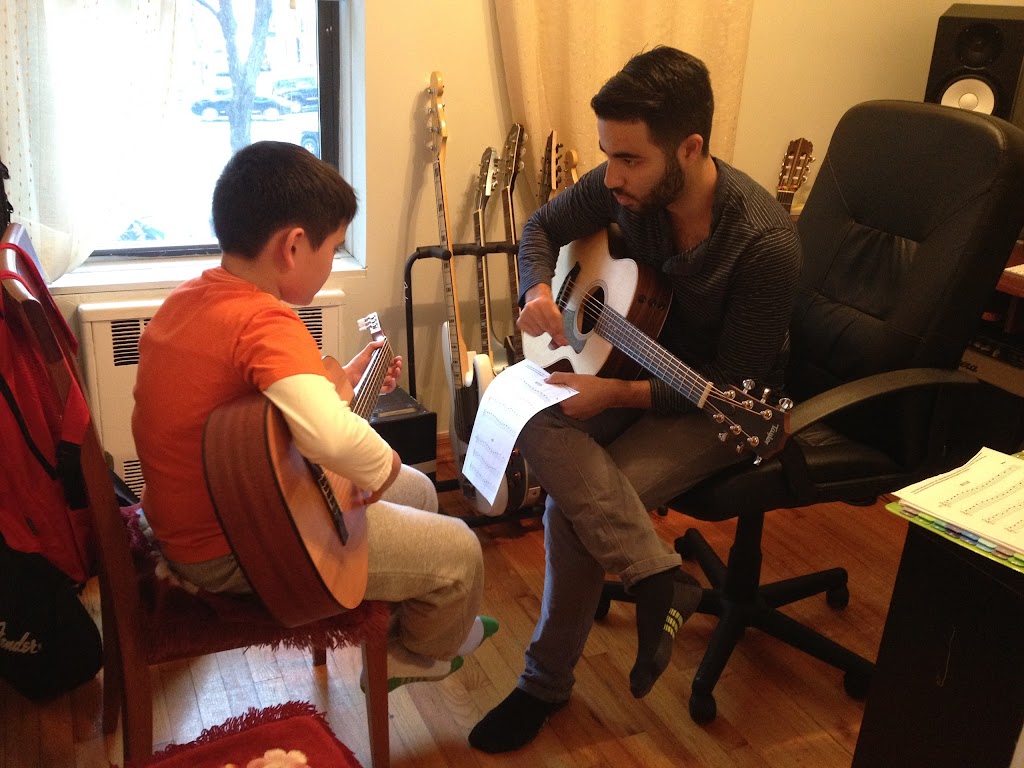 Mayers Private Guitar Lessons | 85-27 143rd St, Briarwood, NY 11435 | Phone: (347) 612-8306