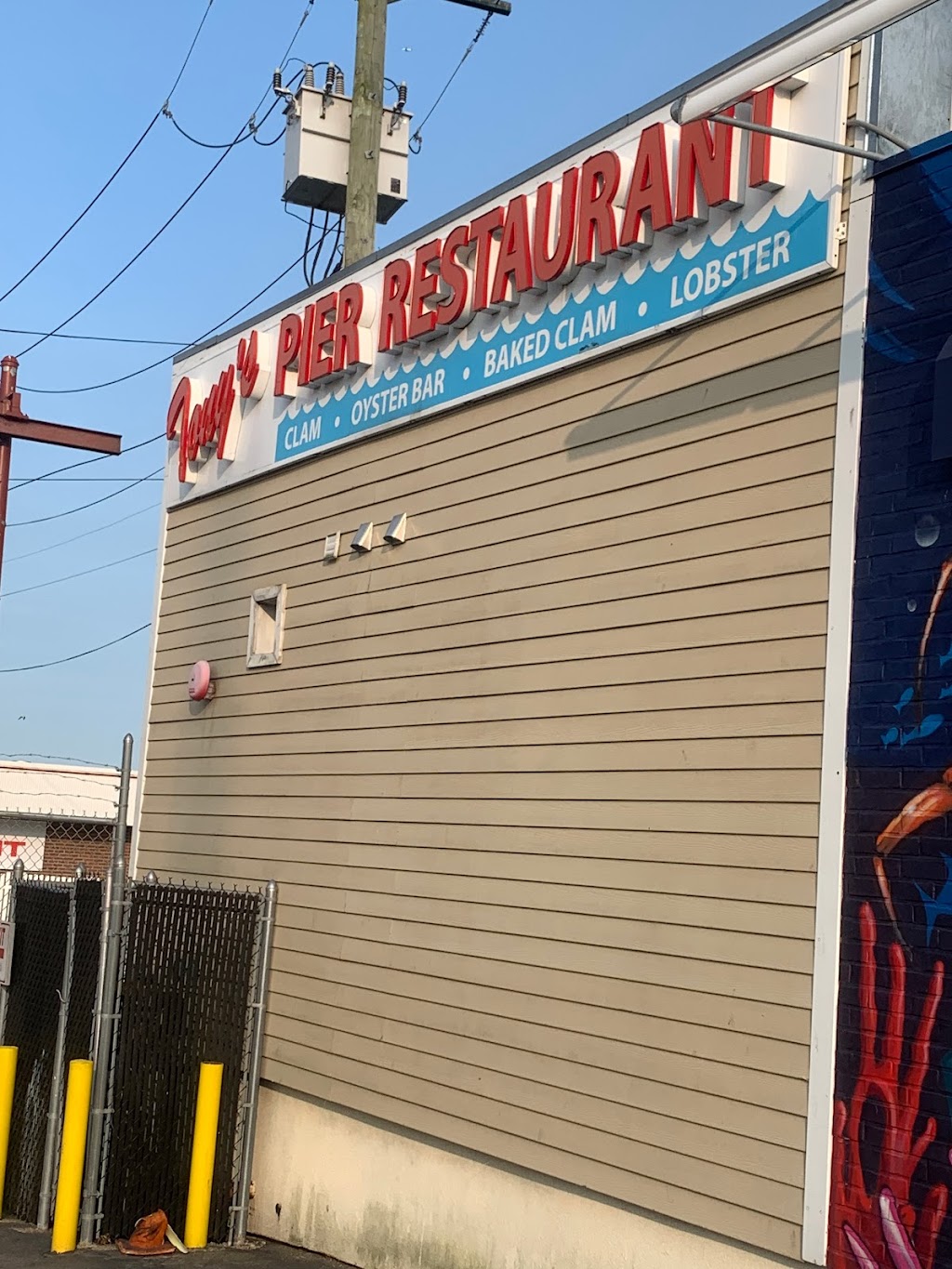 Tonys Pier | 1 City Island Ave, Bronx, NY 10464 | Phone: (718) 885-1424