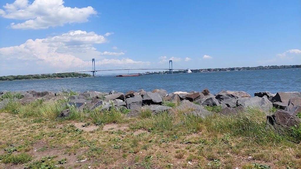 Clason Point Park | Soundview Ave, Bronx, NY 10473 | Phone: (212) 639-9675