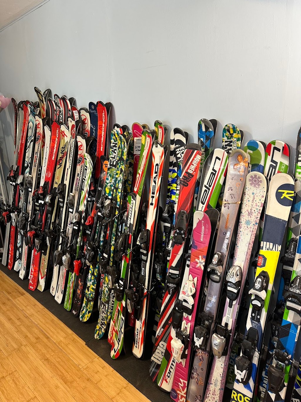 Jennys Ski Rental and Sale | 32-31 150th Pl, Queens, NY 11354 | Phone: (516) 914-8855