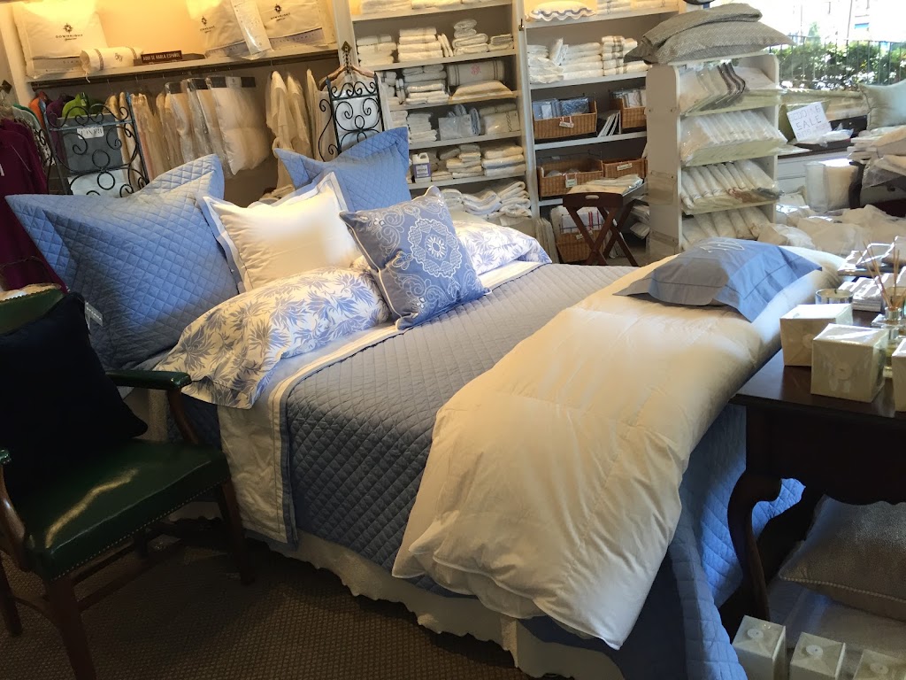 R Jabbour & Sons Fine Linens | 108 Forest Ave, Locust Valley, NY 11560 | Phone: (516) 674-9526