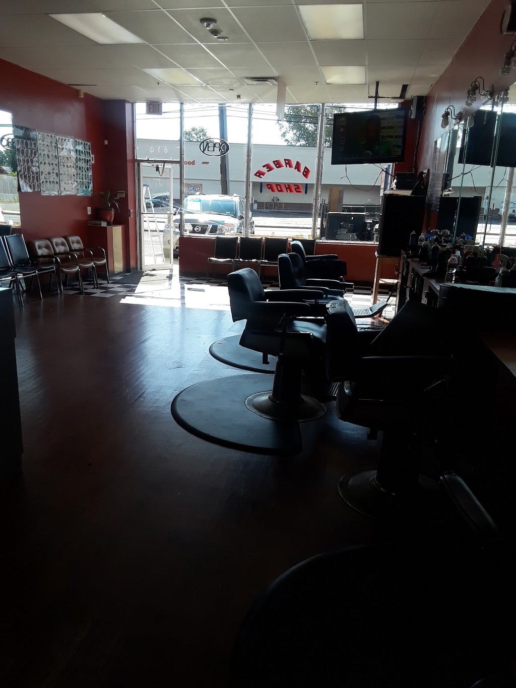 Isac Barber Shop | 614 Woodfield Rd, West Hempstead, NY 11552 | Phone: (516) 483-4163