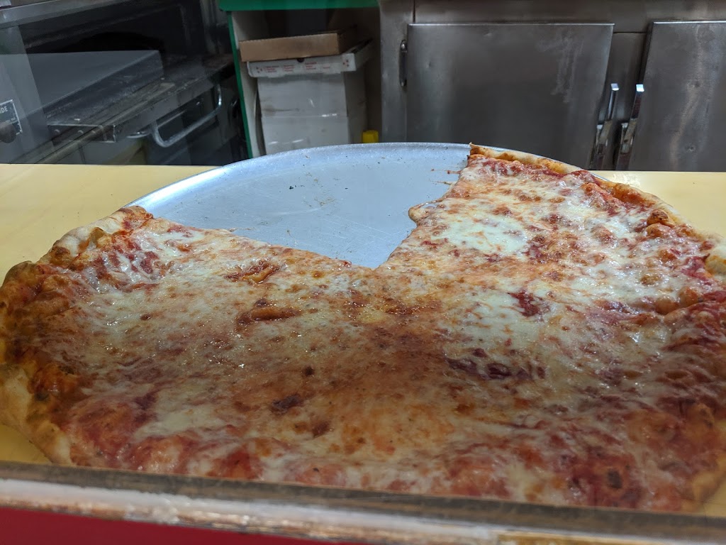 Marios Pizzeria | 224 Dekalb Ave, Brooklyn, NY 11205 | Phone: (718) 260-9520