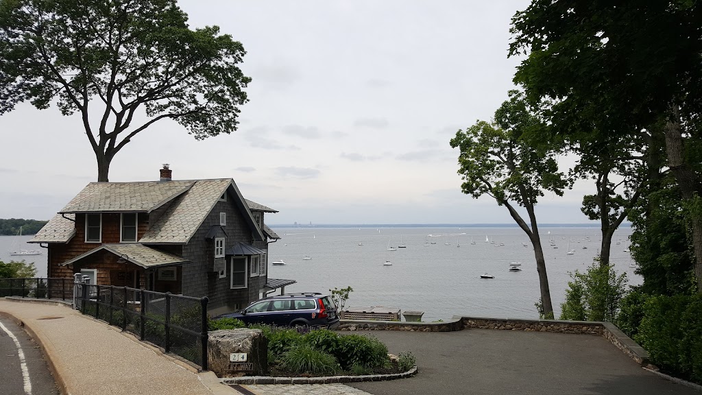 Sea Cliff Beach | 56 The Blvd, Sea Cliff, NY 11579 | Phone: (516) 671-0080