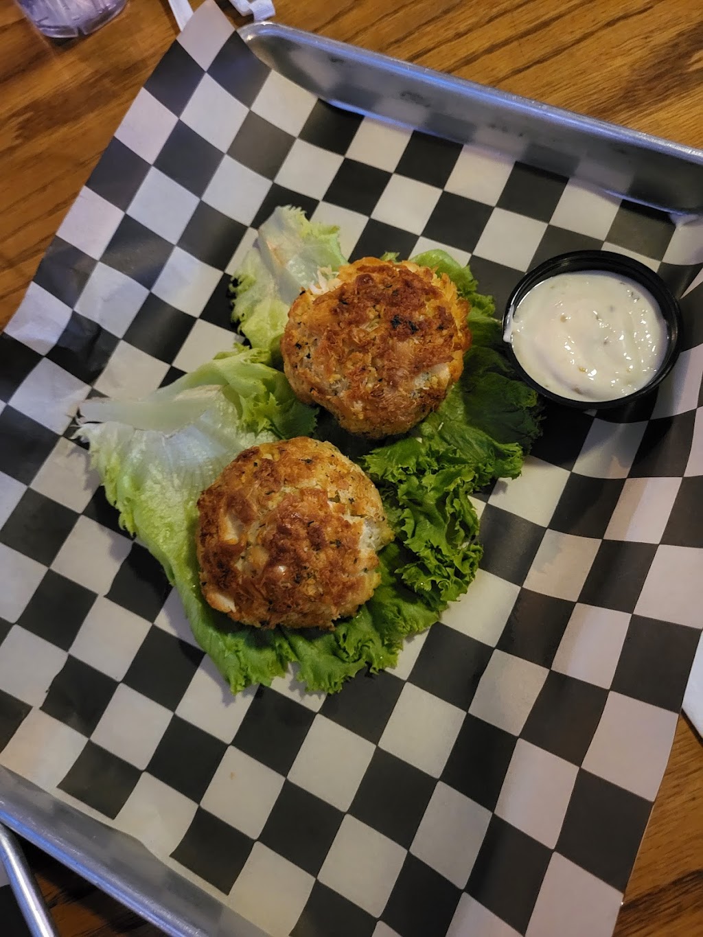 Burger Boys Bar & Grill | 70 Landing Rd, Glen Cove, NY 11542 | Phone: (516) 723-9710