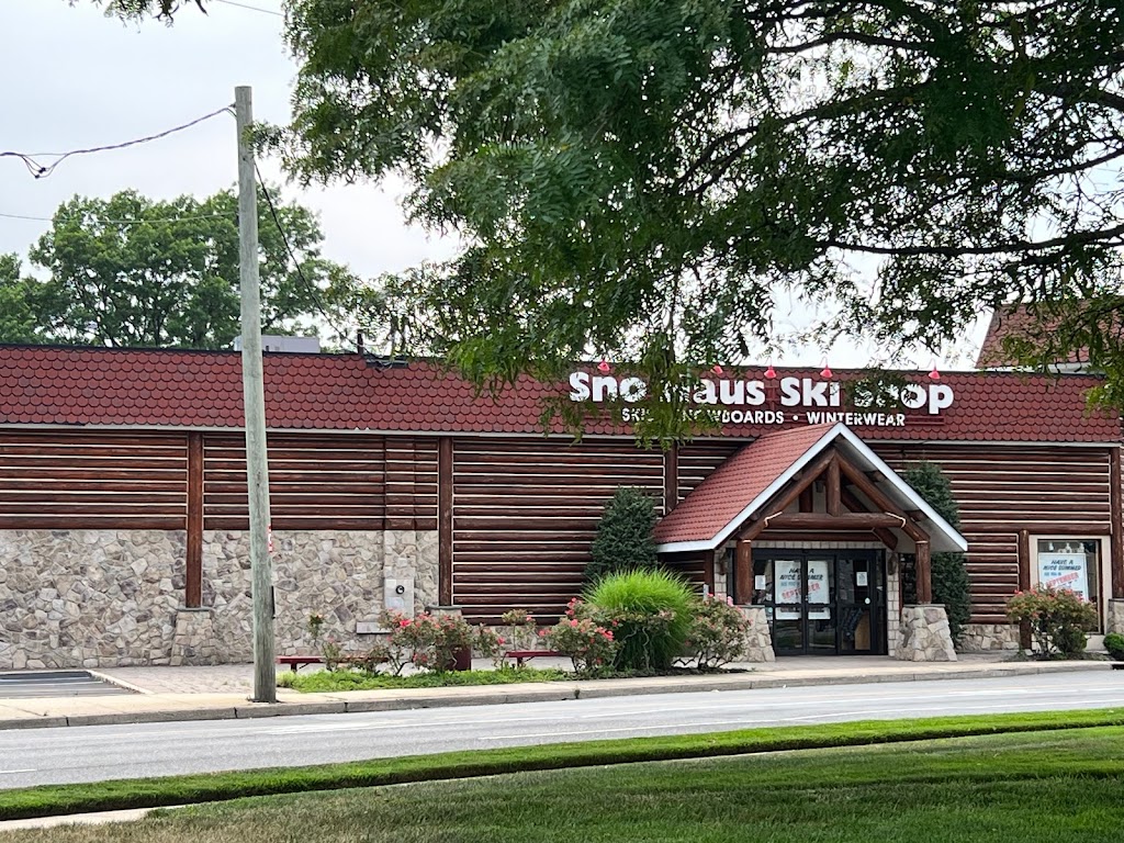 Sno-Haus of Huntington | 2 W Jericho Turnpike, Huntington Station, NY 11746 | Phone: (631) 549-5087