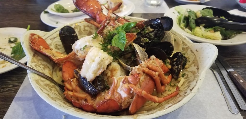 City Island Lobster House | 691 Bridge St, Bronx, NY 10464 | Phone: (718) 885-1459