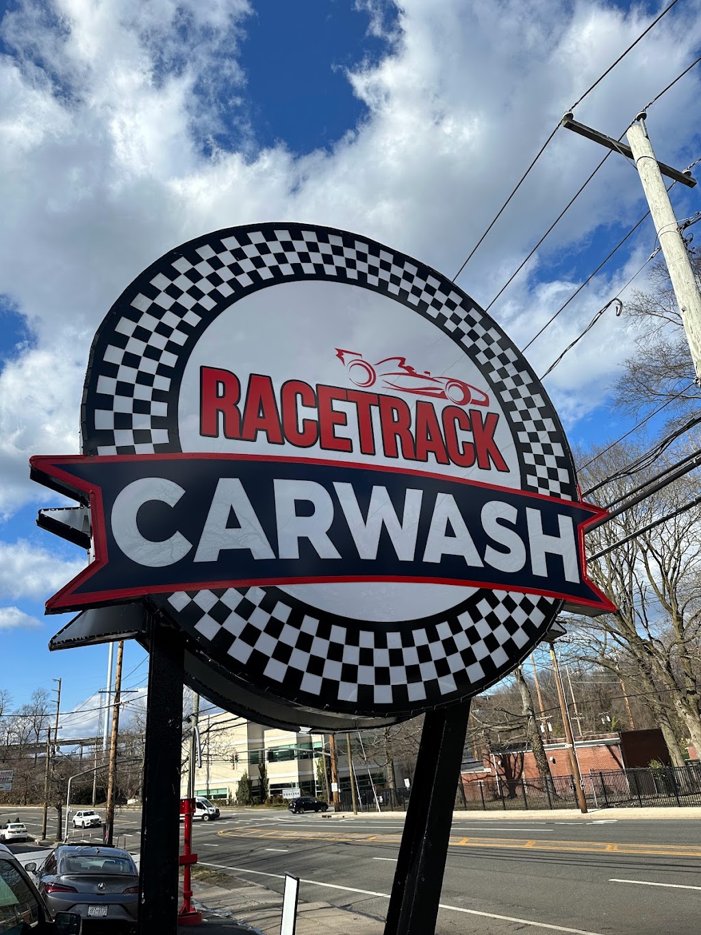 Racetrack Car Wash | 201 E Shore Rd, Manhasset, NY 11030 | Phone: (516) 534-5029