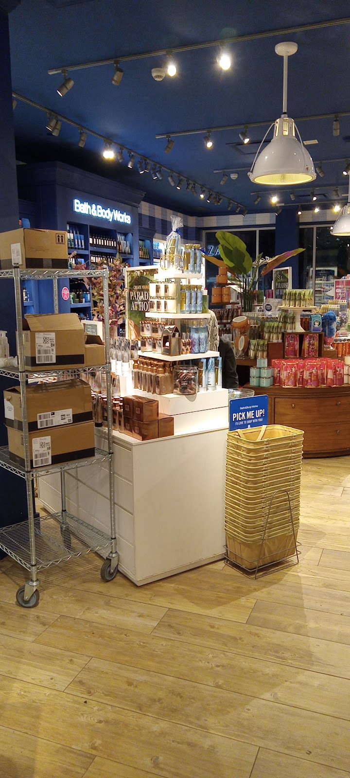 Bath & Body Works | Space 5190, 5190 Xavier Dr Bldg G, Yonkers, NY 10704 | Phone: (914) 969-0126