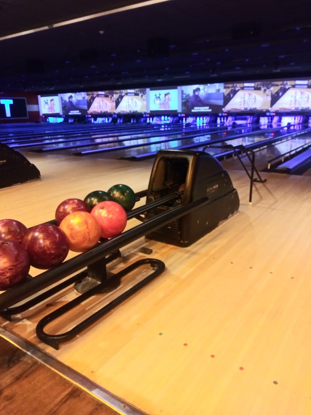 Homefield Bowl | 938 Saw Mill River Rd, Yonkers, NY 10710 | Phone: (914) 969-5592