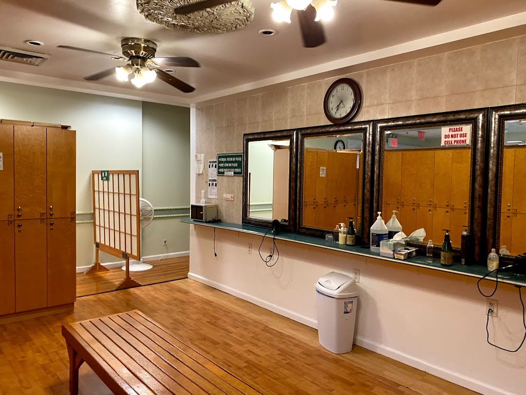 Pine Village Spa & Korean Sauna | 3202 Linden Pl, Queens, NY 11354 | Phone: (718) 445-1231