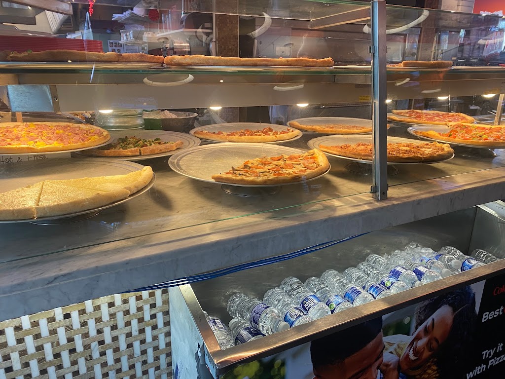 Pizza Plus | 4 South St, New York, NY 10004 | Phone: (212) 943-1800