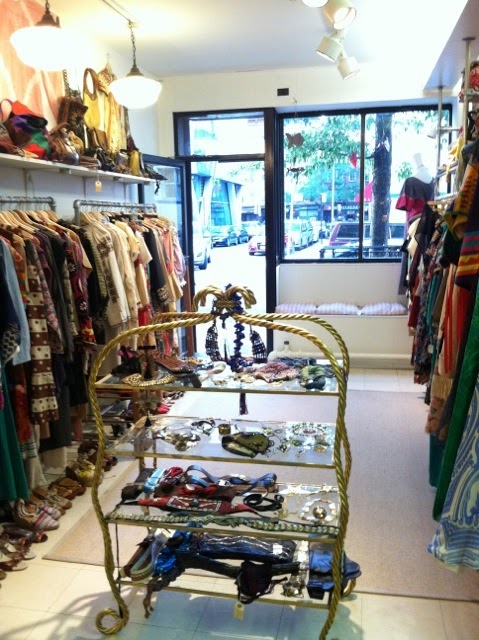 Nomad Vintage | 208 E 6th St, New York, NY 10003 | Phone: (212) 300-4765