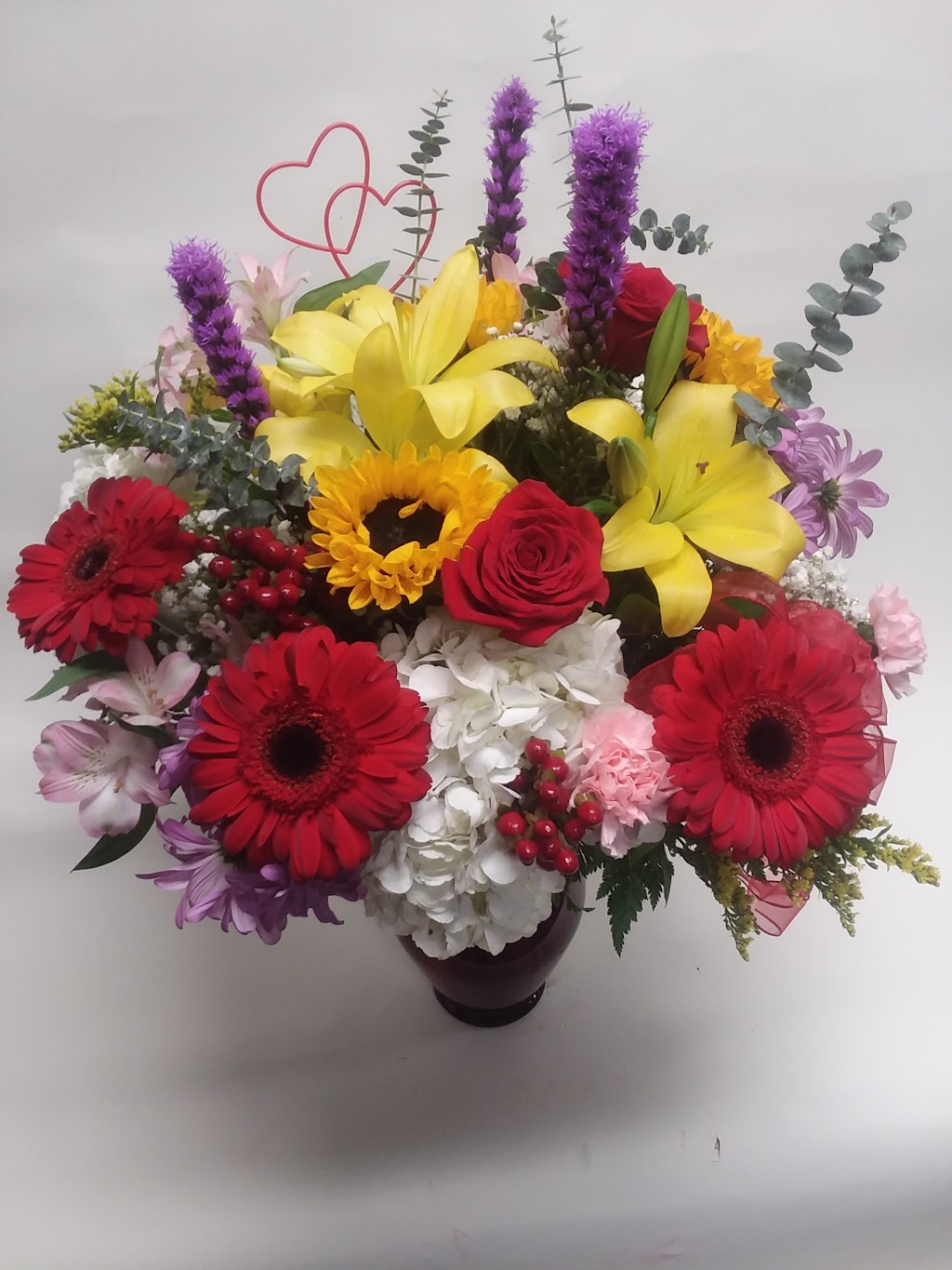 Danielles Florist | 436 Beach 129th St, Queens, NY 11694 | Phone: (718) 318-8888