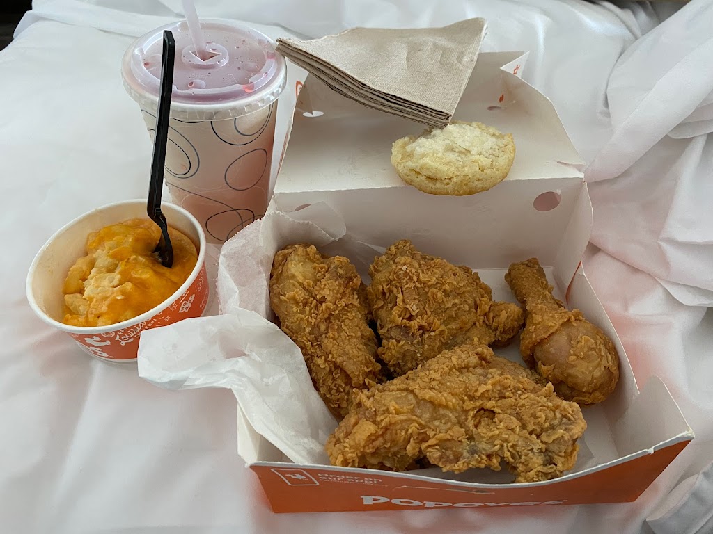 Popeyes Louisiana Kitchen | 11000 Rockaway Blvd, Queens, NY 11420 | Phone: (718) 215-3308