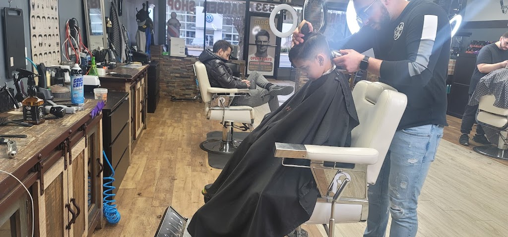 Moda Barber | 833 E Jericho Turnpike, Huntington Station, NY 11746 | Phone: (631) 470-7999