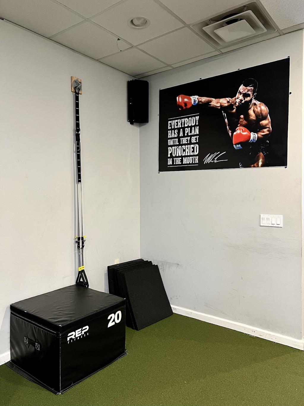 JD Fit LLC | 240 W Park Ave, Long Beach, NY 11561 | Phone: (516) 474-4262