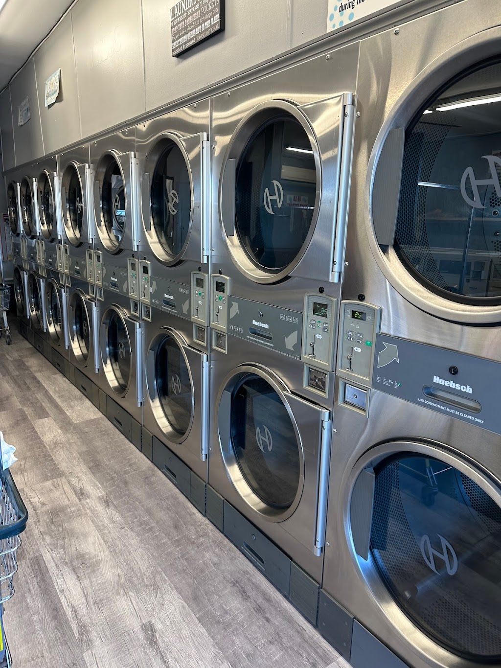 Washing Board Laundromat | 10 S Main St, Pearl River, NY 10965 | Phone: (845) 735-9244