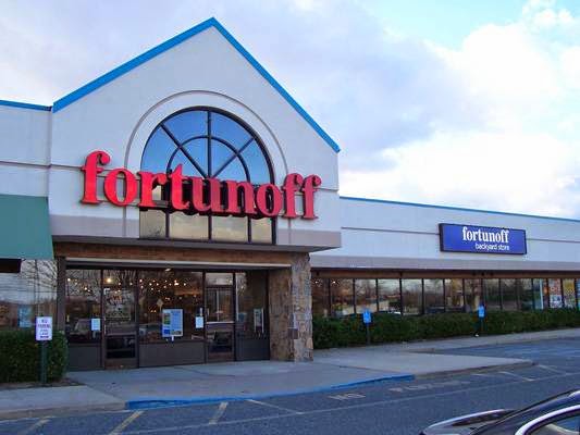 Fortunoff Backyard Store | 610 Broadhollow Rd Unit 2, Melville, NY 11747 | Phone: (631) 393-6659