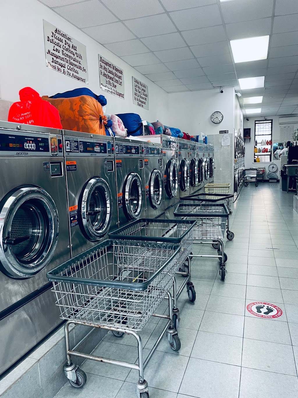 Yes Laundromat | 264 Prospect Park West, Brooklyn, NY 11215 | Phone: (718) 499-8677