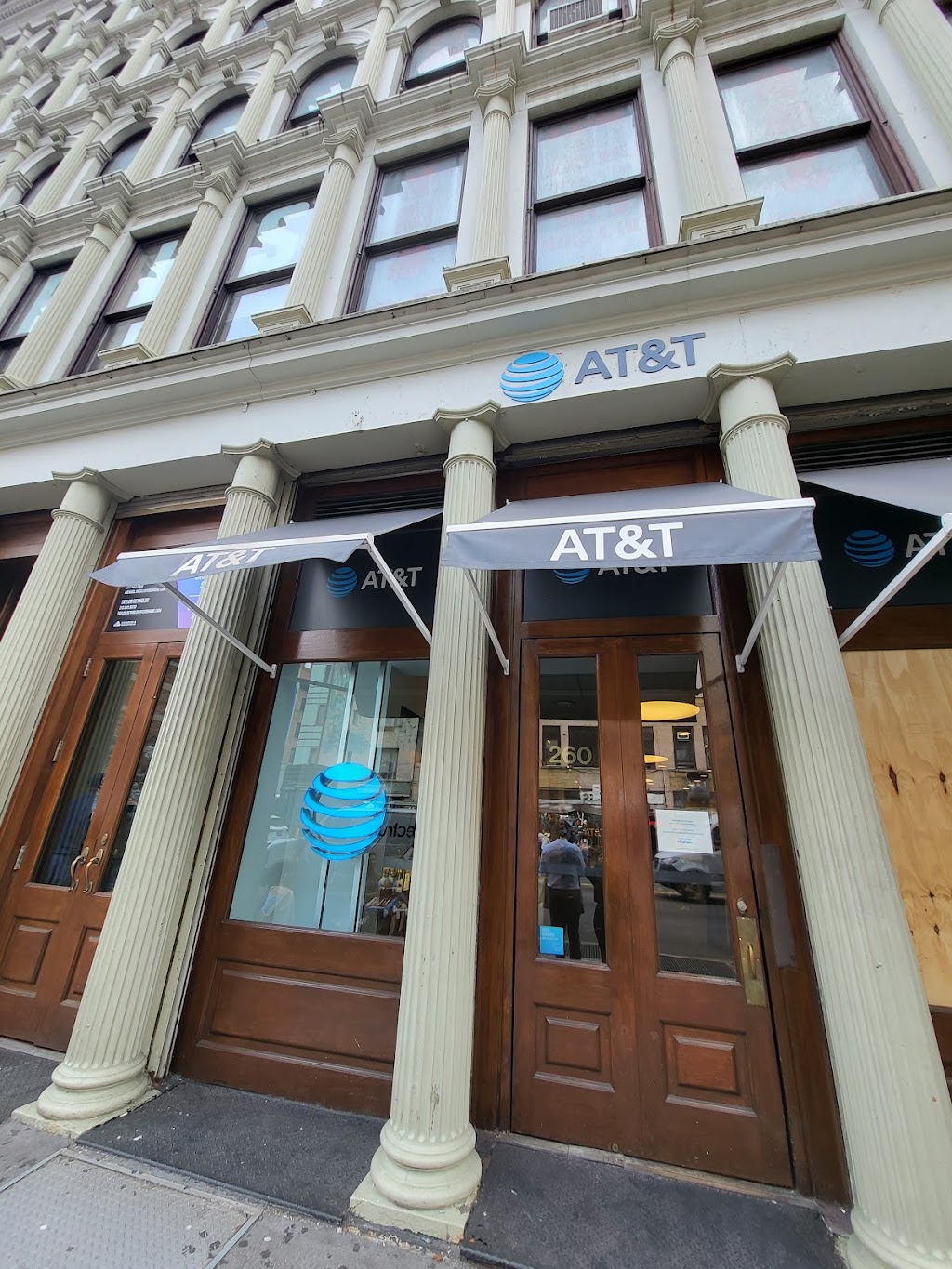 AT&T Store | 260 Canal St, New York, NY 10013 | Phone: (212) 925-2465