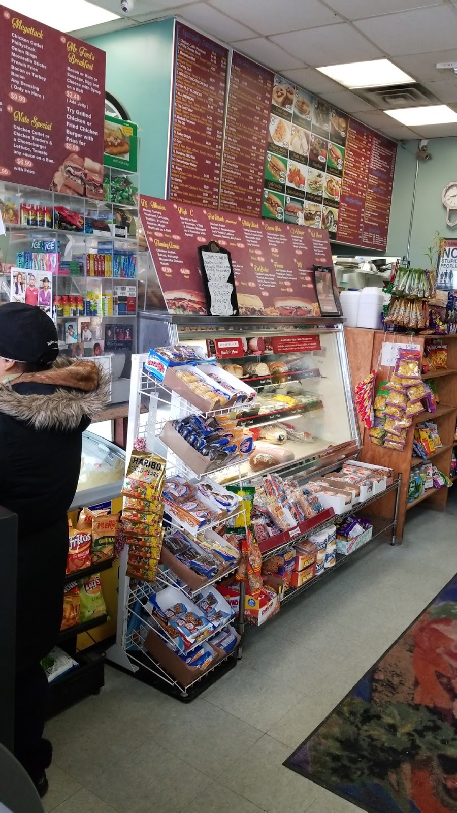 D & B Deli | 1037 Front St, Uniondale, NY 11553 | Phone: (516) 280-4712