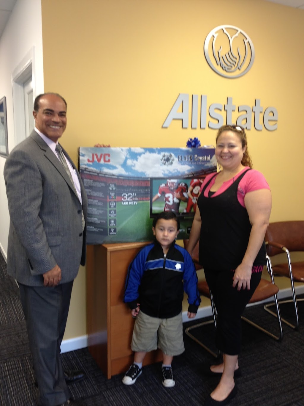 Leo Fernandez: Allstate Insurance | 796 Carman Ave, Westbury, NY 11590 | Phone: (516) 292-5100